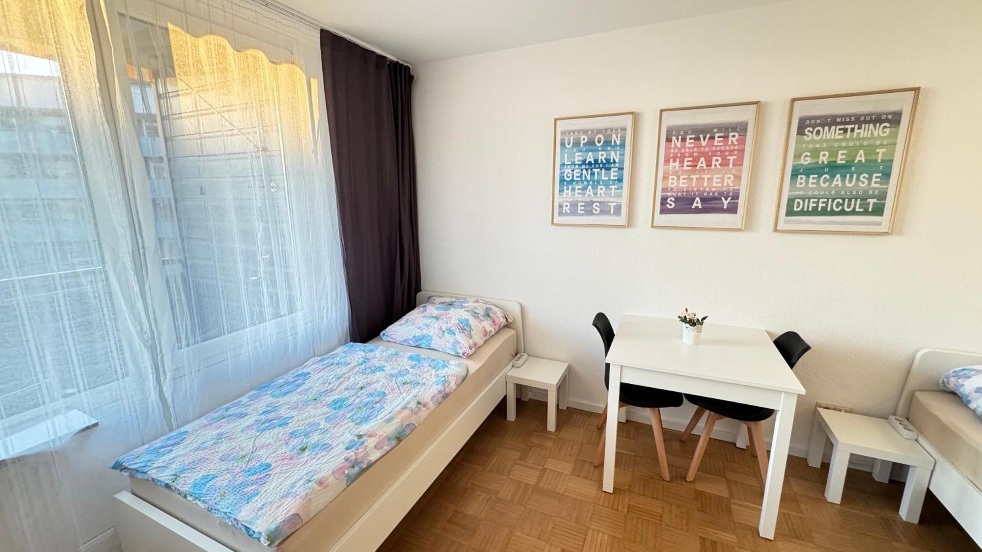 Monteur & Messezimmer Ratingen-Duesseldorf Exterior photo